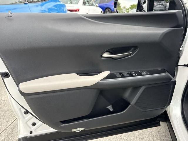 2019 Lexus UX Hybrid 250h - Photo 13