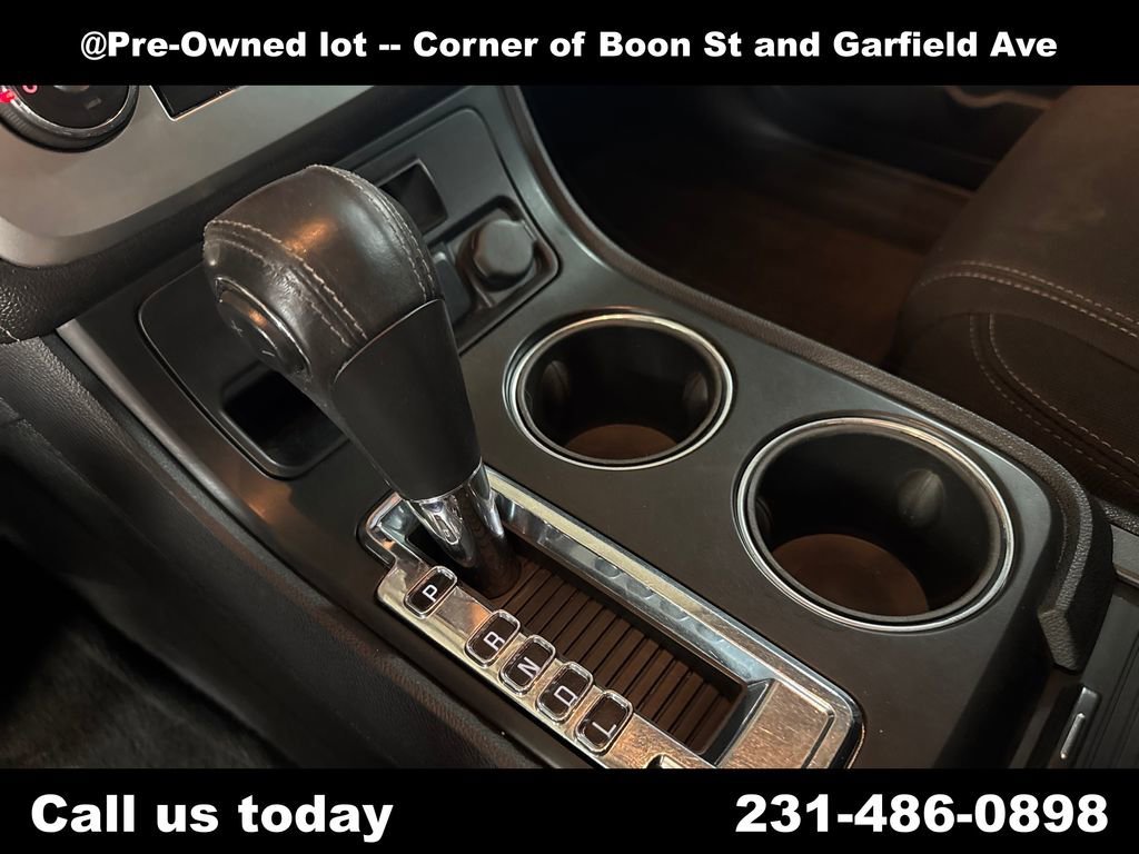 Used 2015 IRIDIUM METALLIC GMC SLE image 25