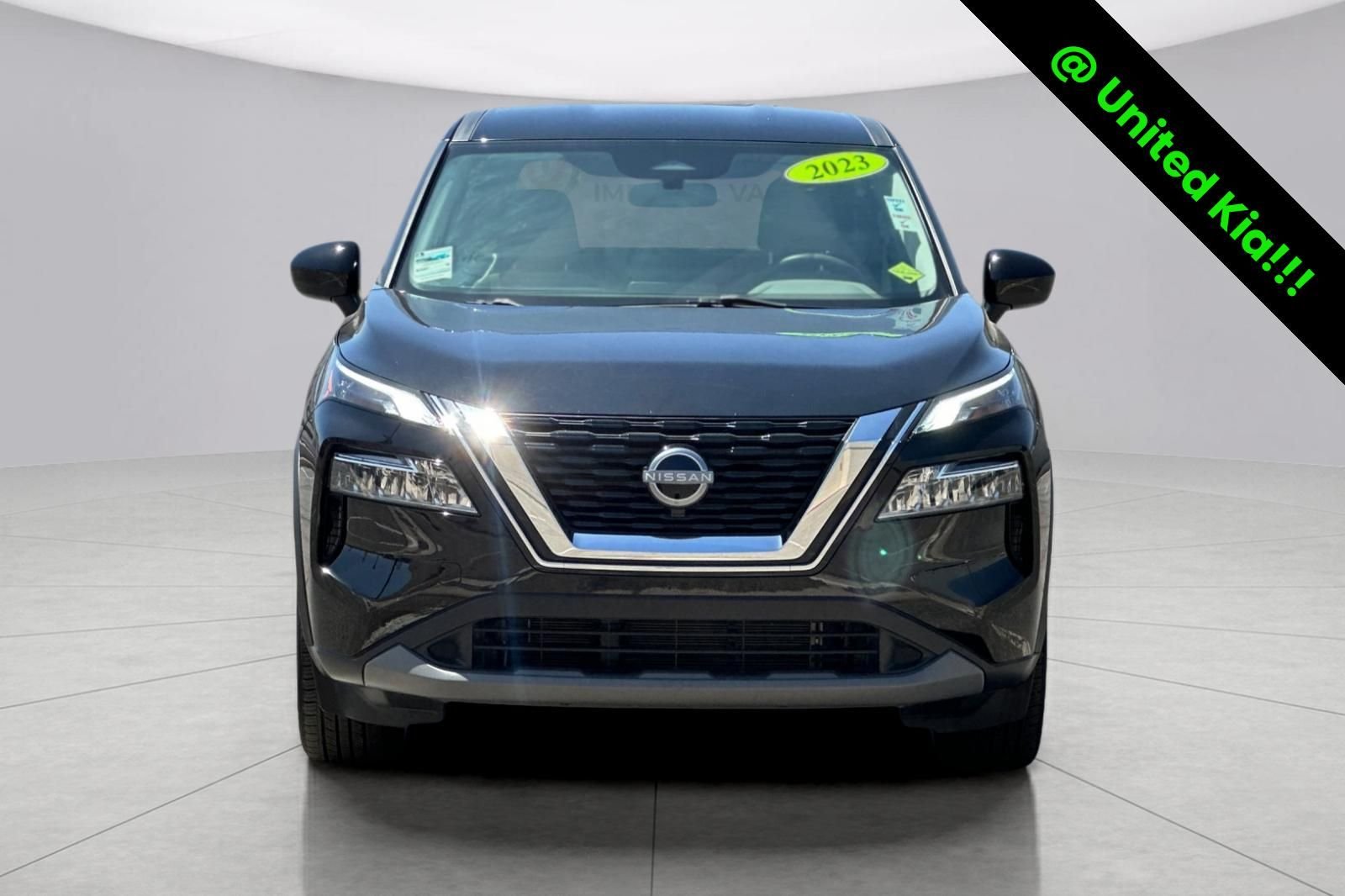 2023 Nissan Rogue SV - Photo 9