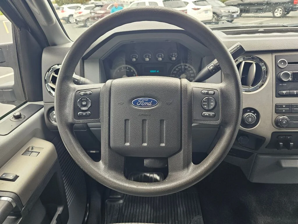 Used 2016 Magnetic Metallic Ford XLT image 18