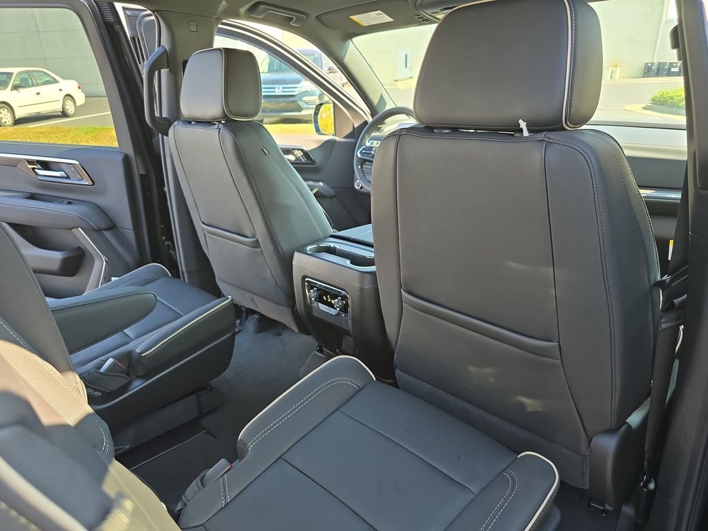 2026 Chevrolet Tahoe Premier - Photo 11