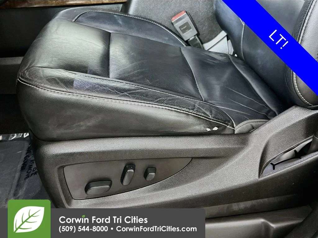Used 2019 Black Chevrolet LT image 25