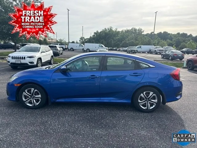 Used 2018  Honda LX image 1