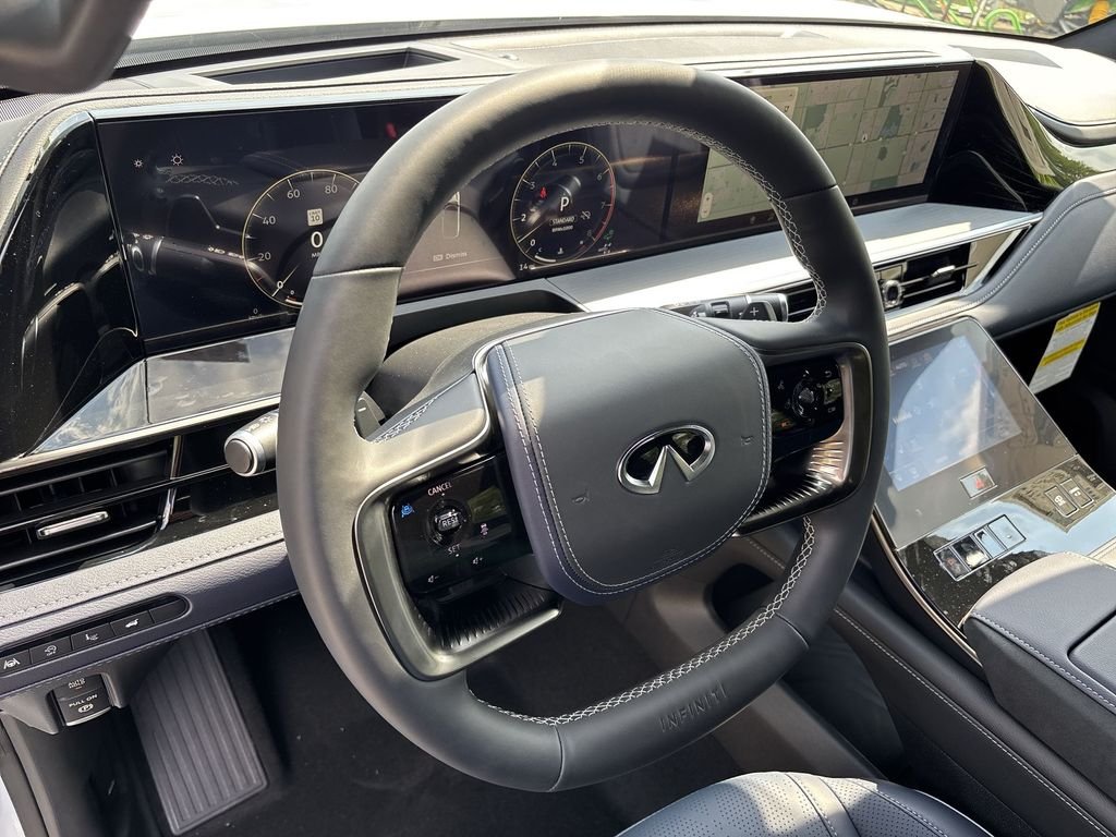 New 2027 RADIANT WHITE INFINITI Sport 4WD image 11