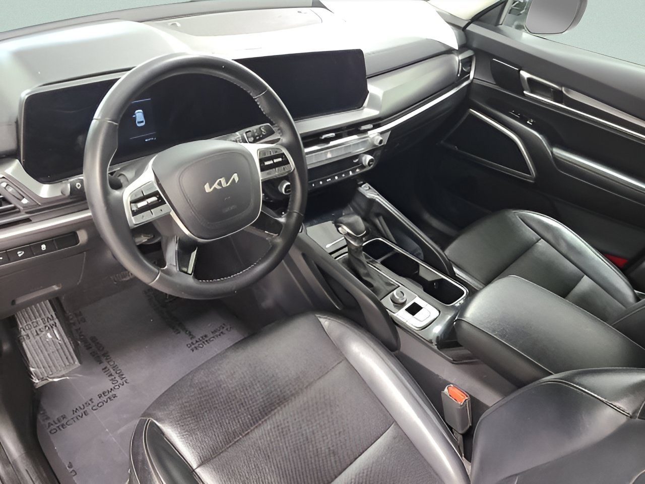 Used 2023 Ebony Black Kia S image 21