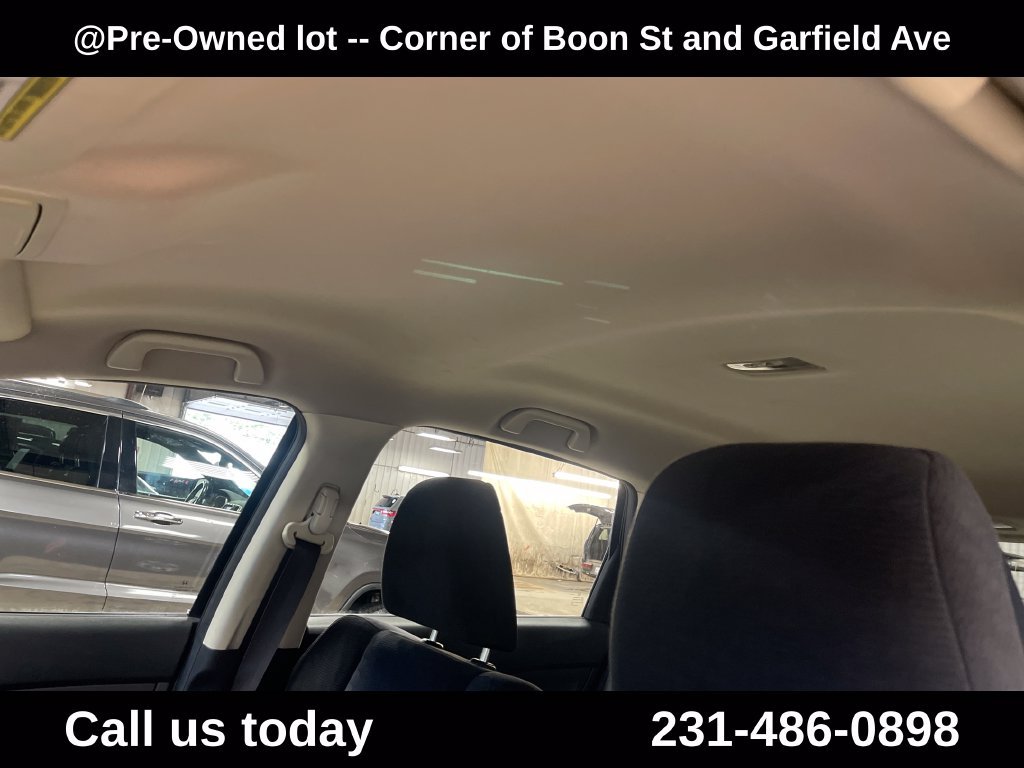 Used 2013  Honda LX image 12