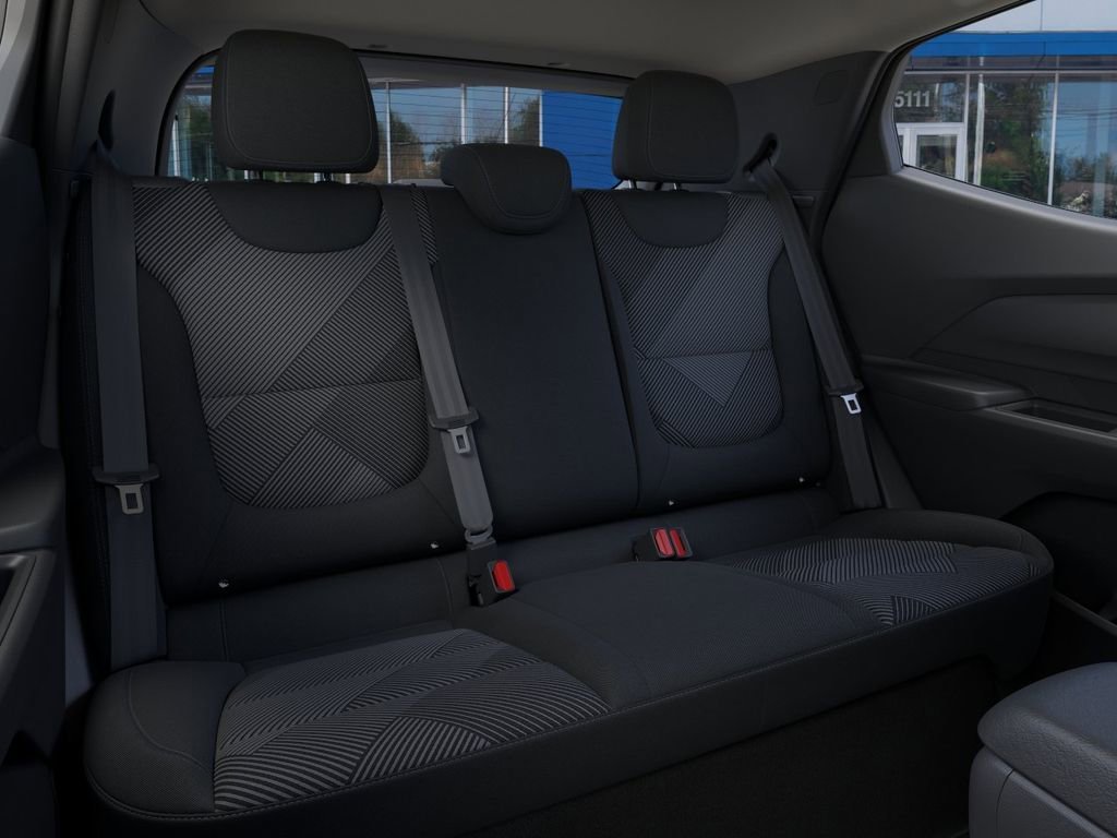 2027 Chevrolet Bolt LT - Photo 17