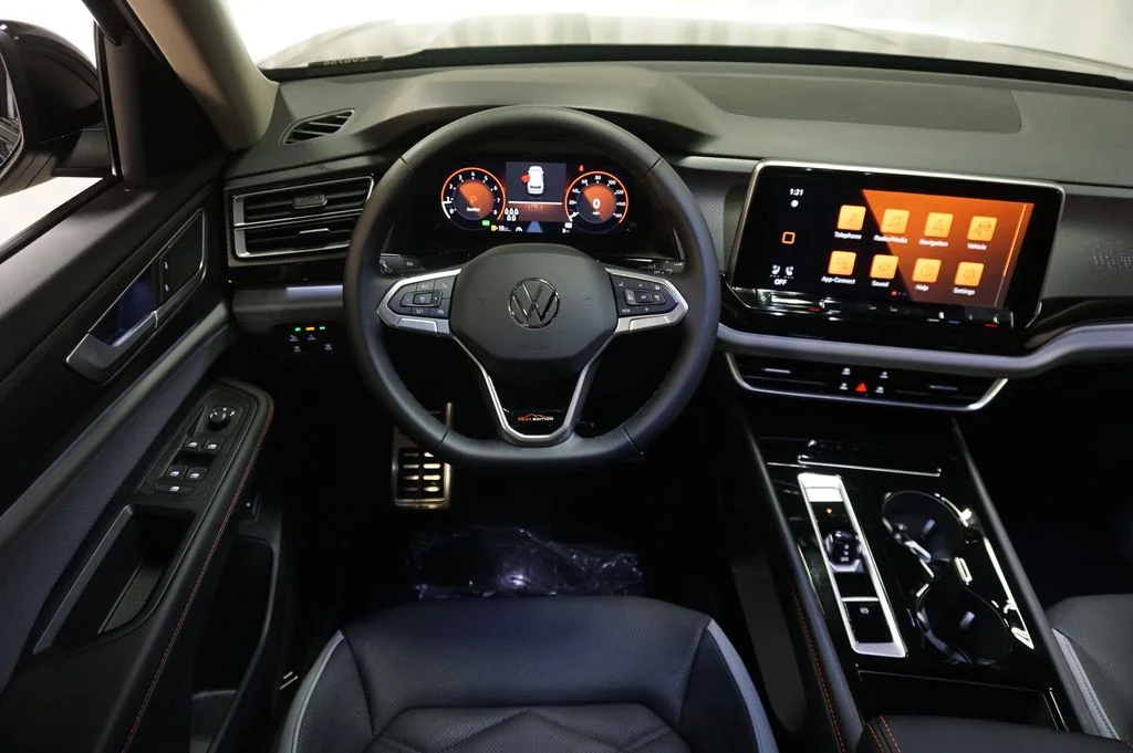 New 2026 Black Volkswagen 2.0T Peak Edition image 13