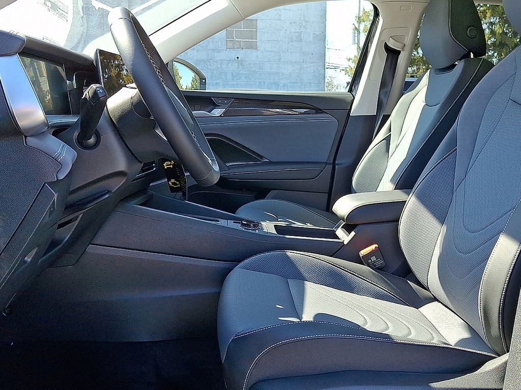 New 2026 Black Volkswagen 2.0T SE image 8