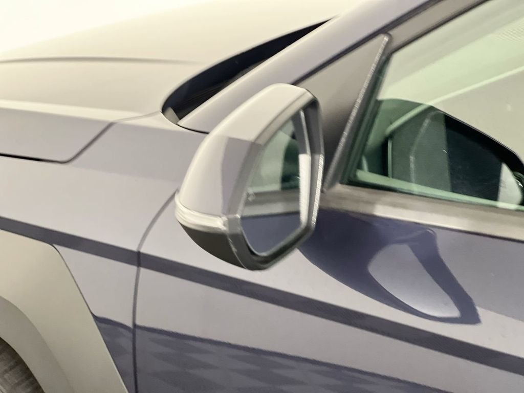 Used 2024 Blue Hyundai SEL image 7