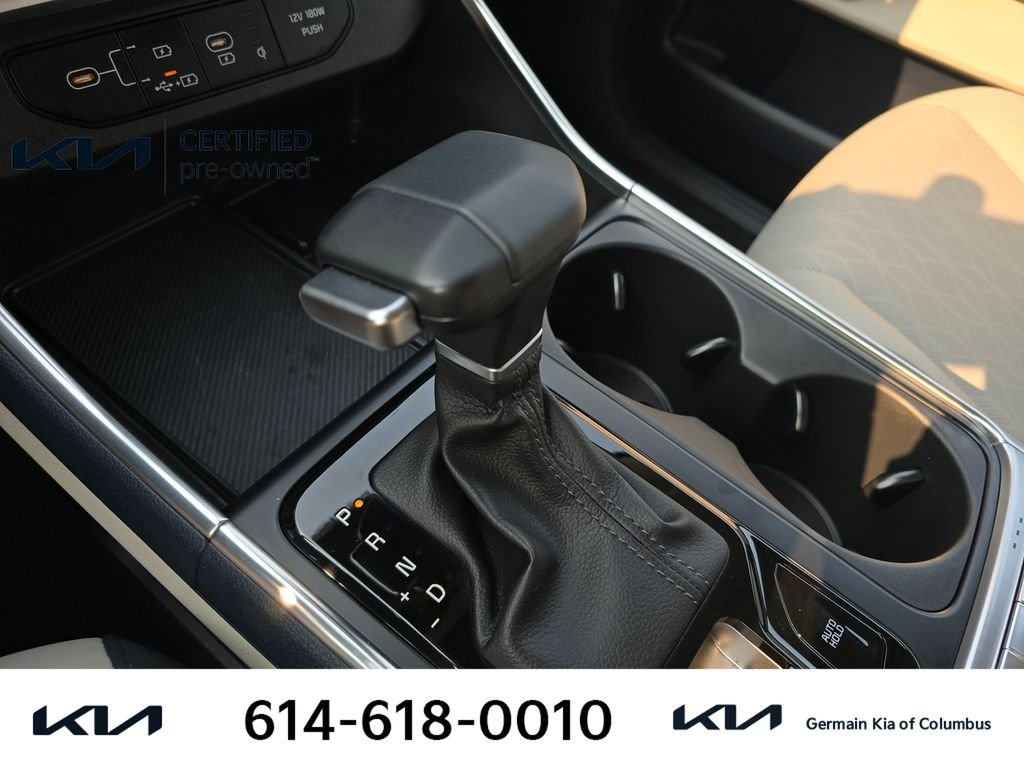 Used 2026 White Kia EX image 24