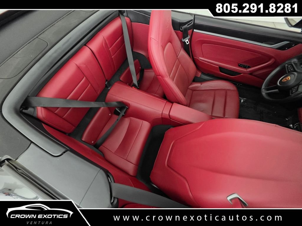 Used 2024  Porsche Carrera image 18