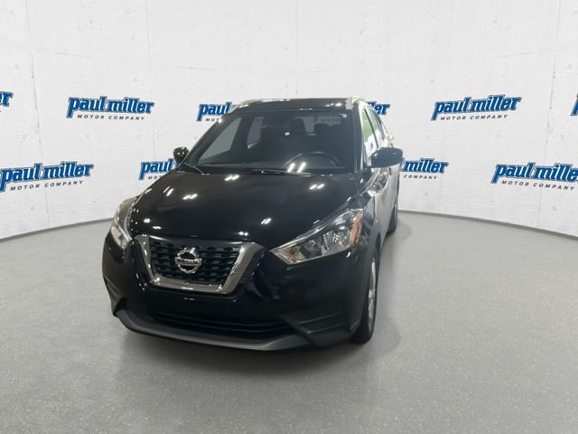 Used 2018 Black Nissan S image 5