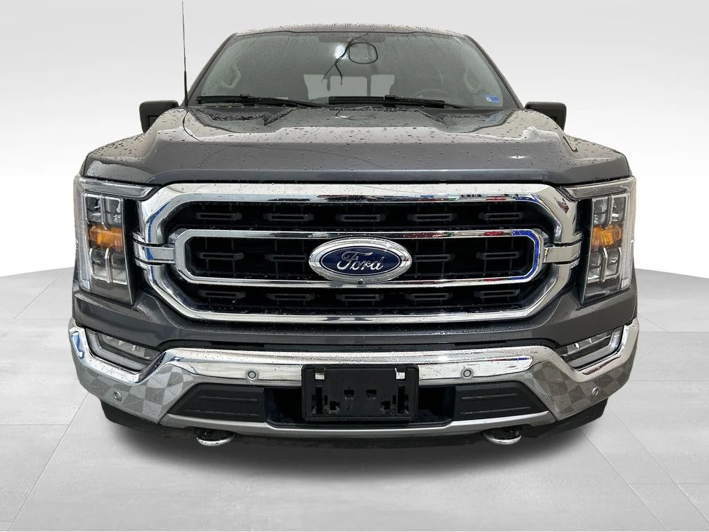Used 2021 Gray Ford XLT image 10