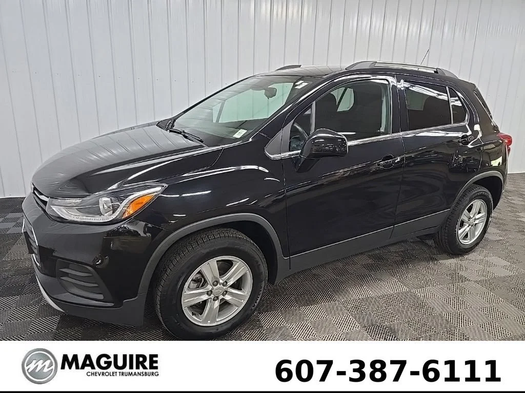 Used 2020 MOSAIC BLACK METALLIC Chevrolet LT image 6