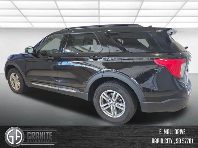 Used 2023 Black Ford XLT image 4
