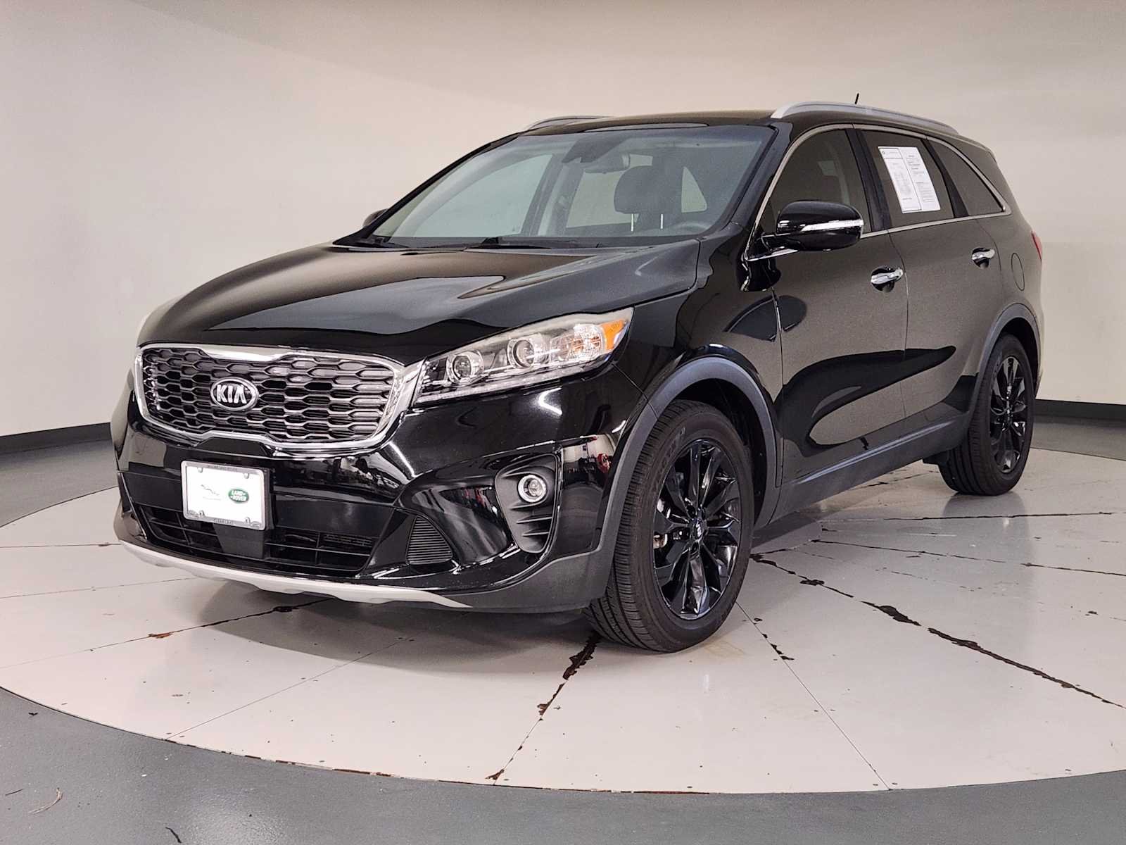 Pre-Owned 2020 Kia Sorento EX V6