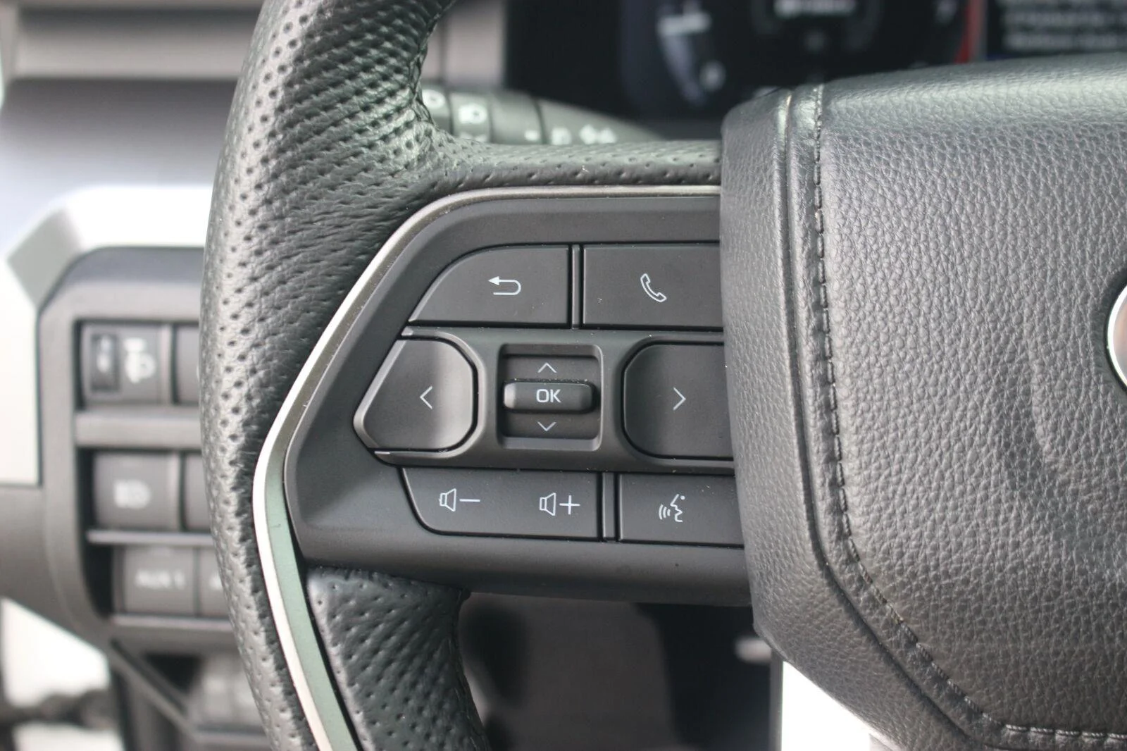 Used 2024 White Toyota SR5 image 20