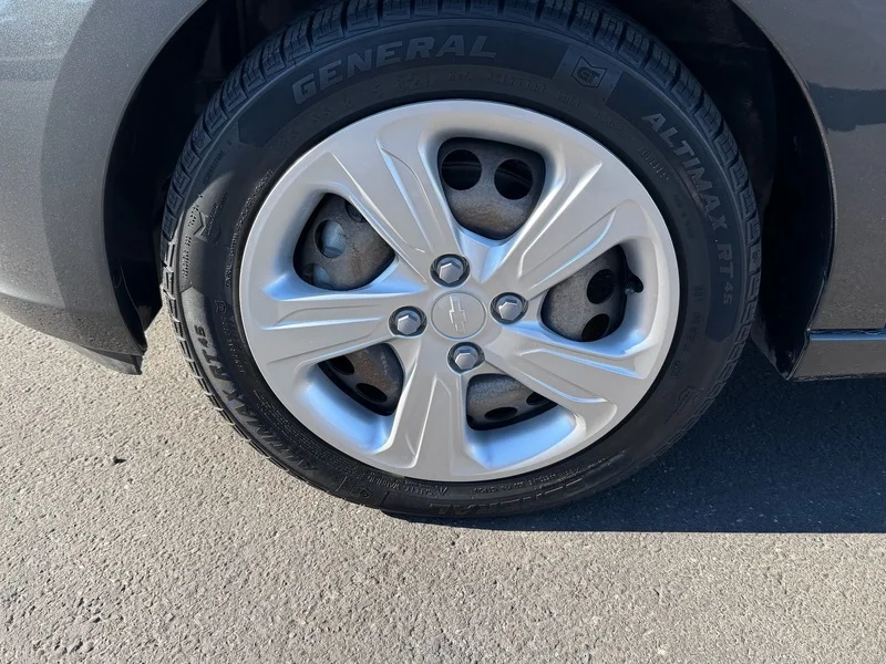 Used 2021 (Metallic paint.) Chevrolet LS image 28
