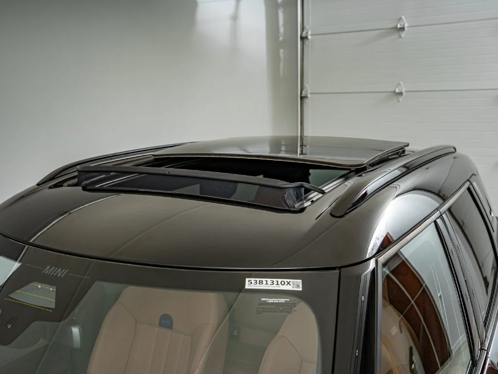 Used 2026 Midnight Black MINI Iconic image 17