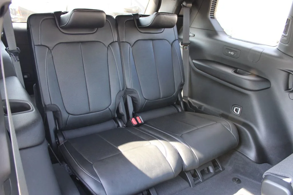 New 2026 Steel Blue Exterior Paint Jeep Limited Reserve image 12