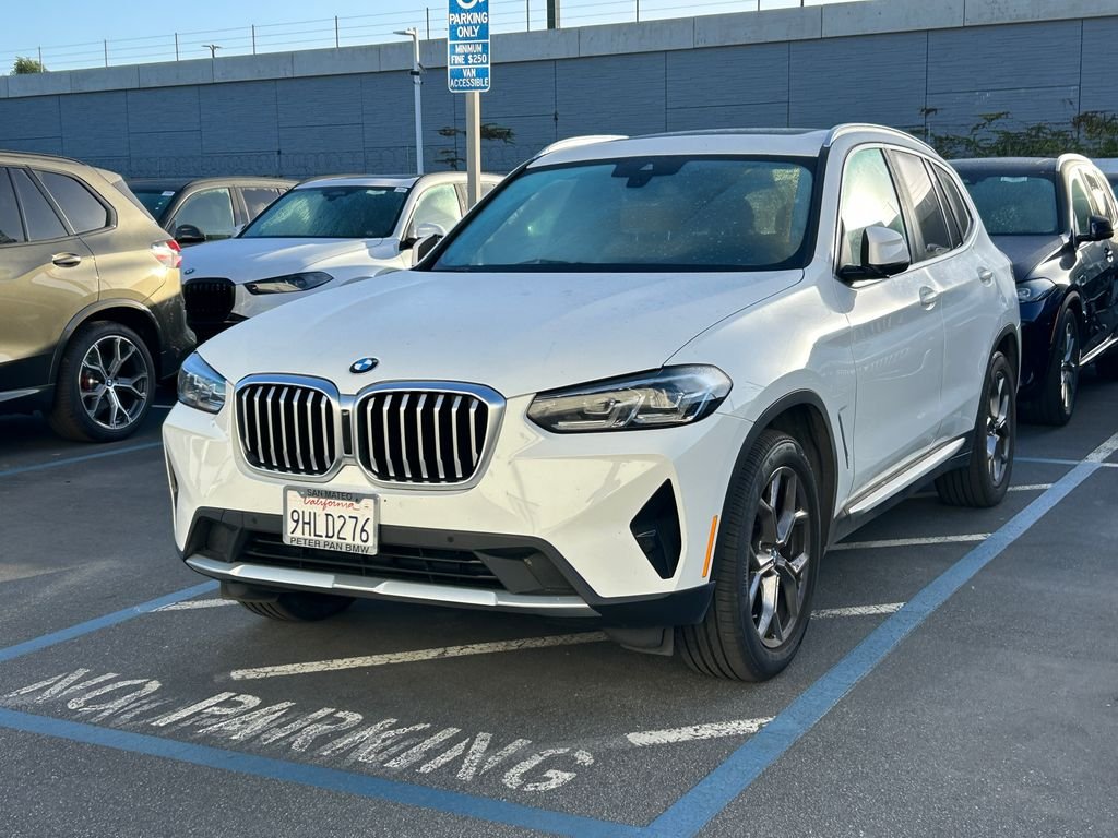 Certified Used 2023 Alpine White BMW xDrive30i image 2