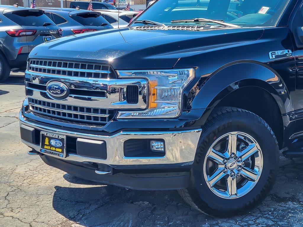 Used 2018 Shadow Black Ford XLT image 3