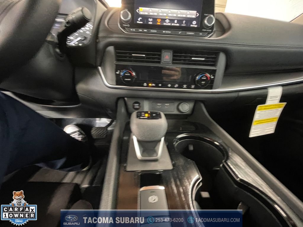 Used 2025 Gray Nissan SV image 15