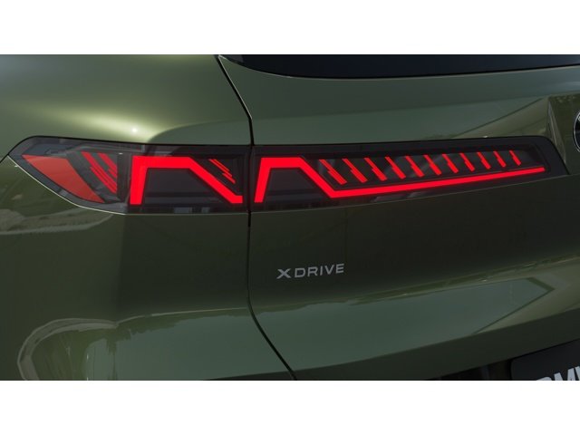 New 2027 Grey Pine Metallic BMW  image 8