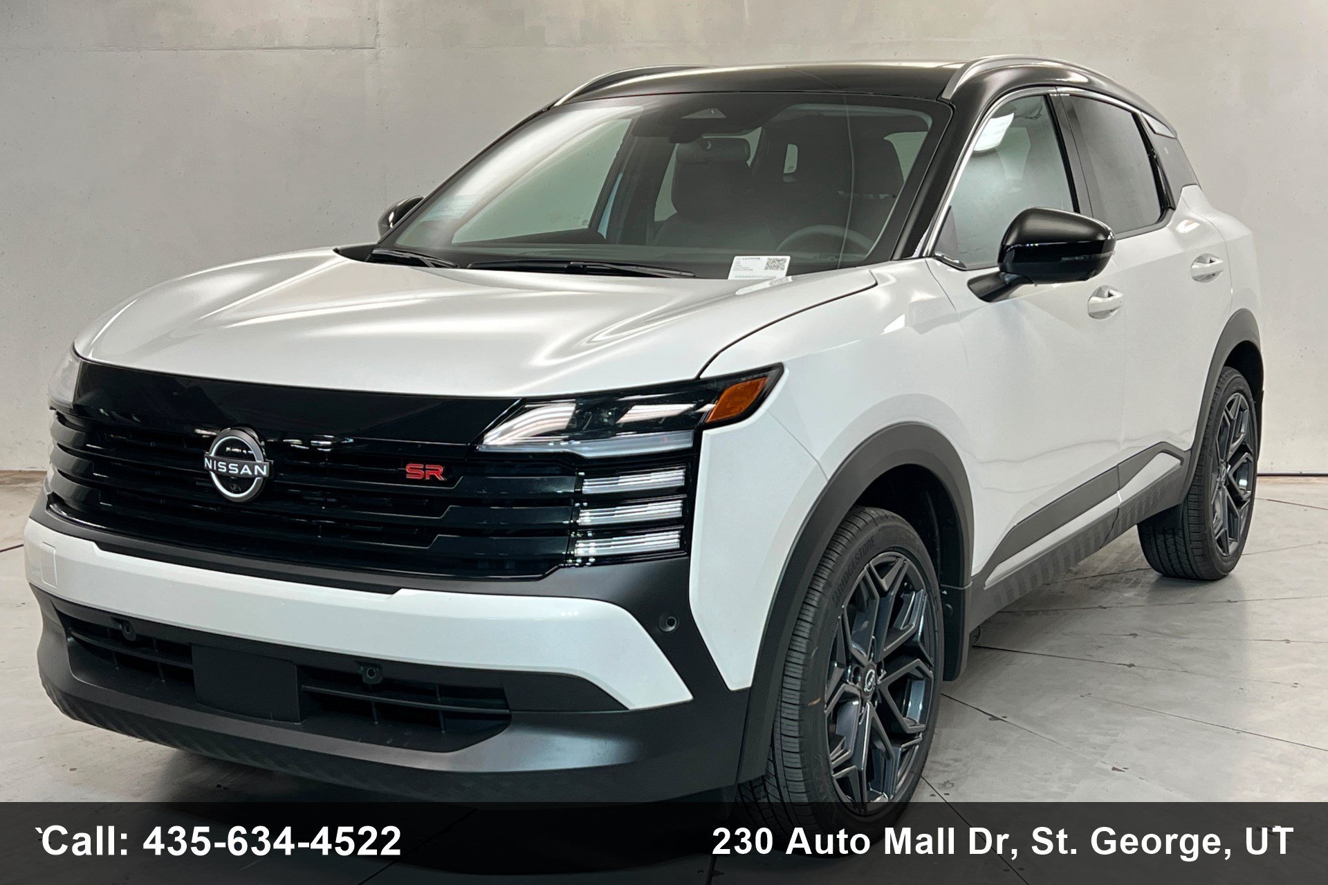New 2026 Aspen White TriCoat / Super Black Two-tone Nissan SR image 1