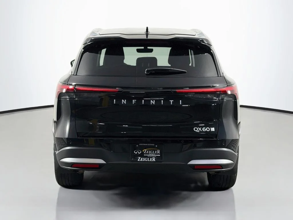 Used 2026 Black INFINITI LUXE image 6