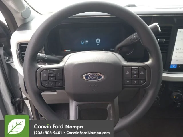 2026 Ford F-350 Super Duty XLT - Photo 14