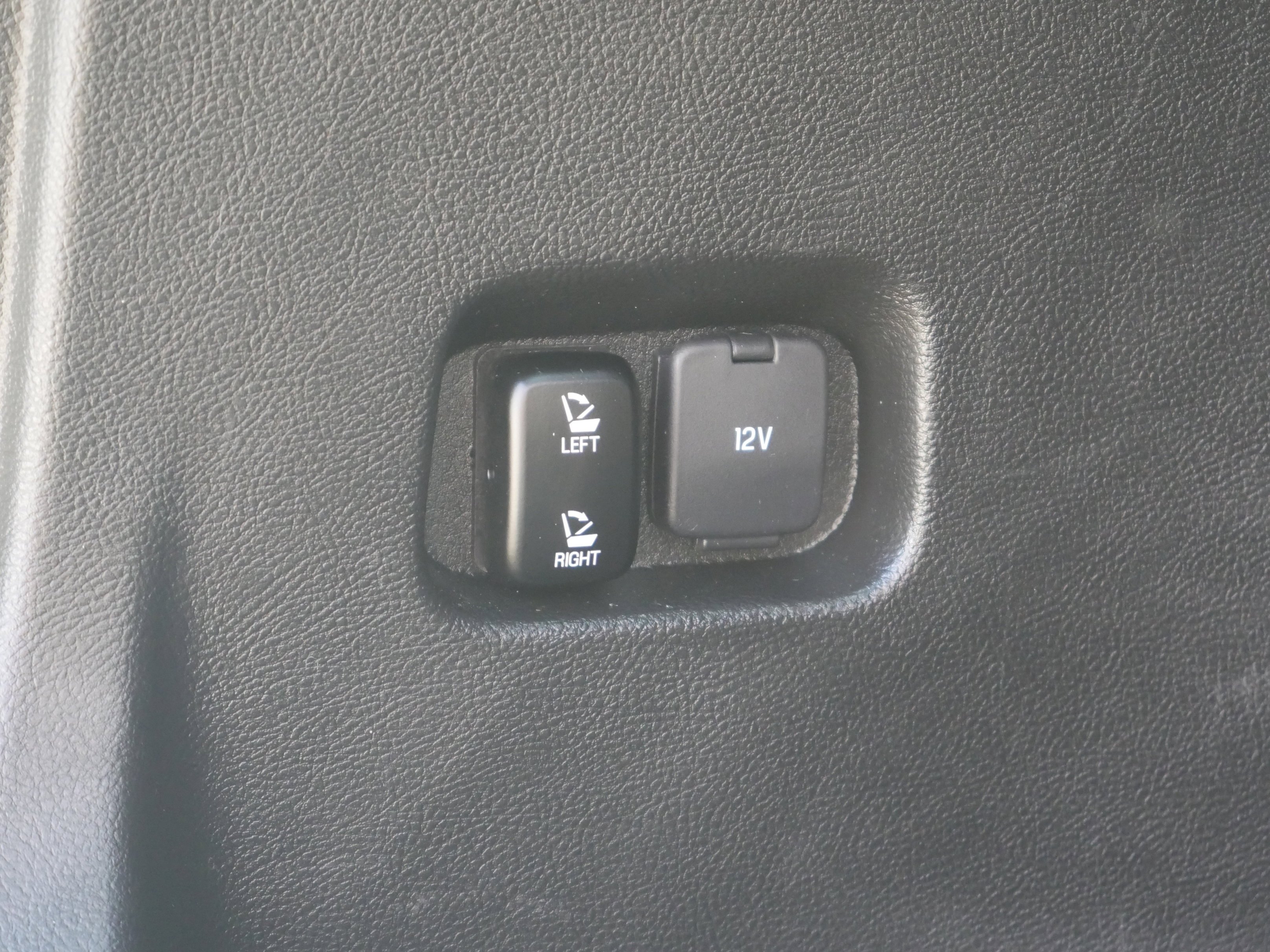 Used 2023 Forged Green Metallic Ford ST image 23