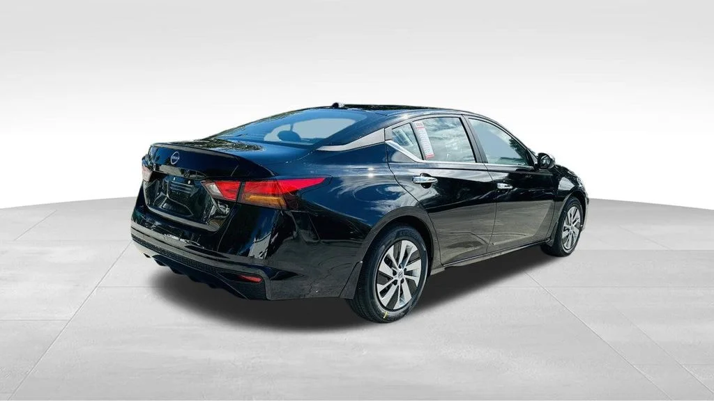 Certified Used 2025 Black Nissan 2.5 S image 7