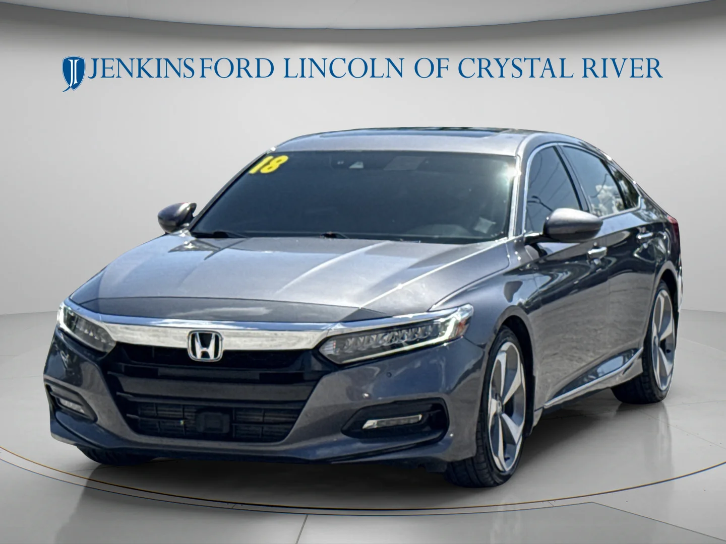 Used 2018 Crystal Black Pearl Honda Touring 2.0T image 11