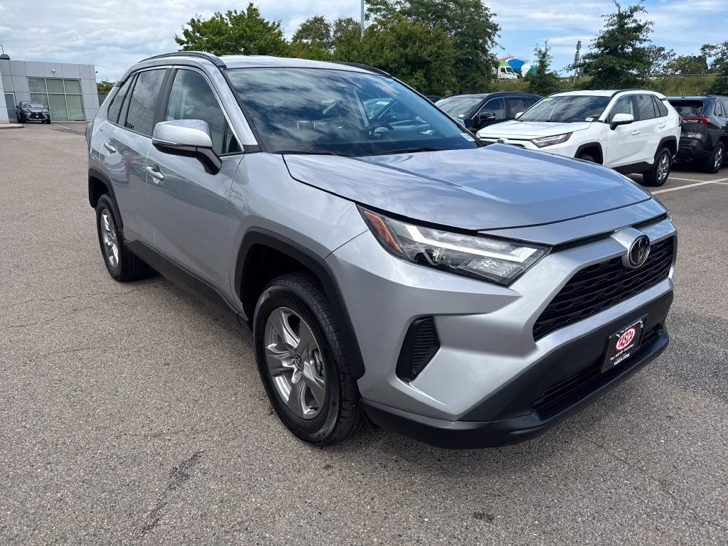 Used 2025 Silver Toyota XLE image 10