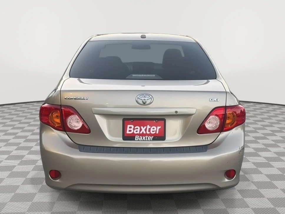Used 2009 BROWN Toyota 4dr Sdn Man (Natl) image 10