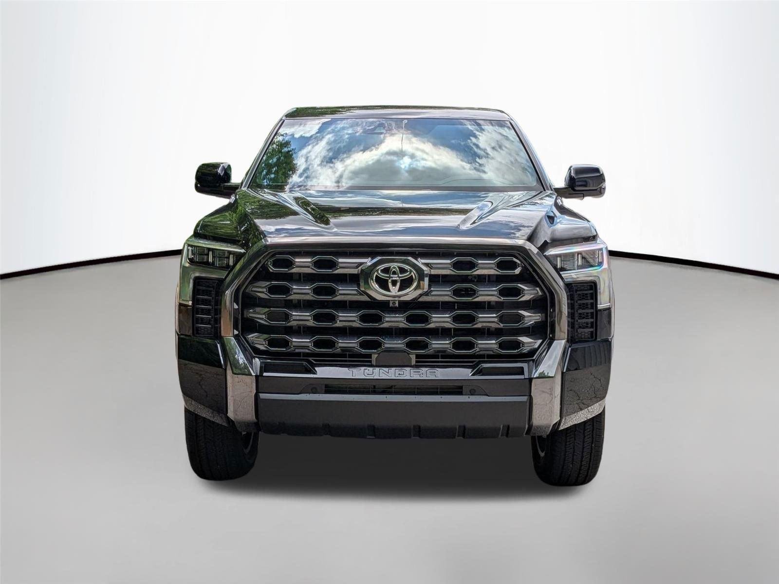 2025 Toyota Tundra Platinum - Photo 2