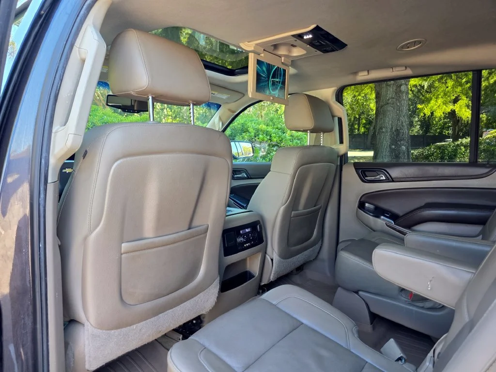 Used 2015 TUNGSTEN METALLIC Chevrolet LT image 27