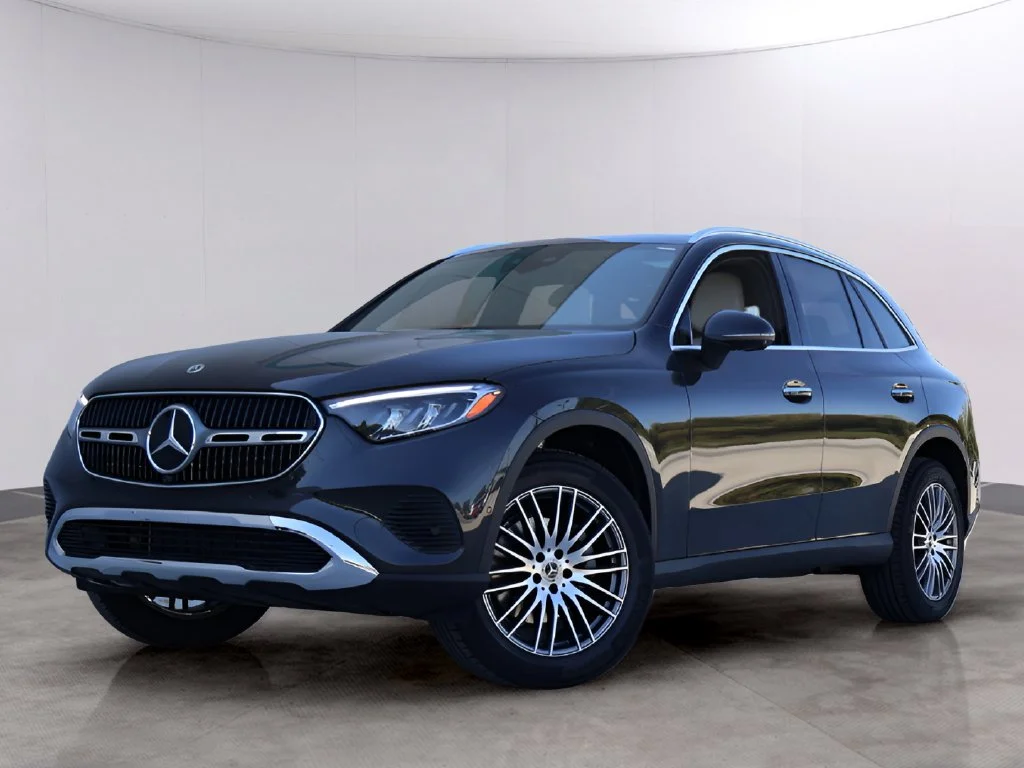 New 2027 Grey831 Mercedes-Benz GLC 300 image 1