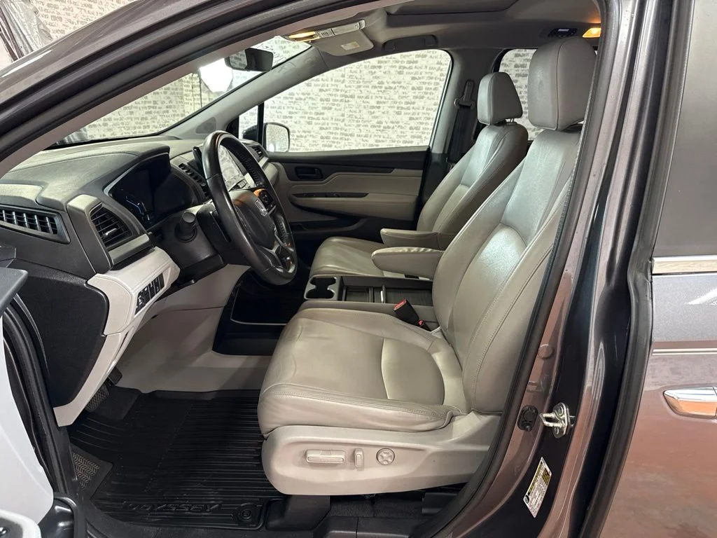 Used 2019 Gray Honda EX-L image 23