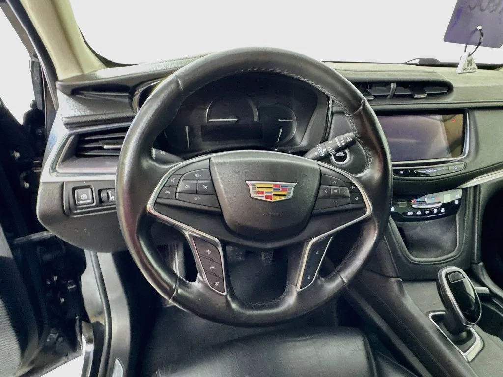 Used 2019 Black Cadillac Premium Luxury image 11