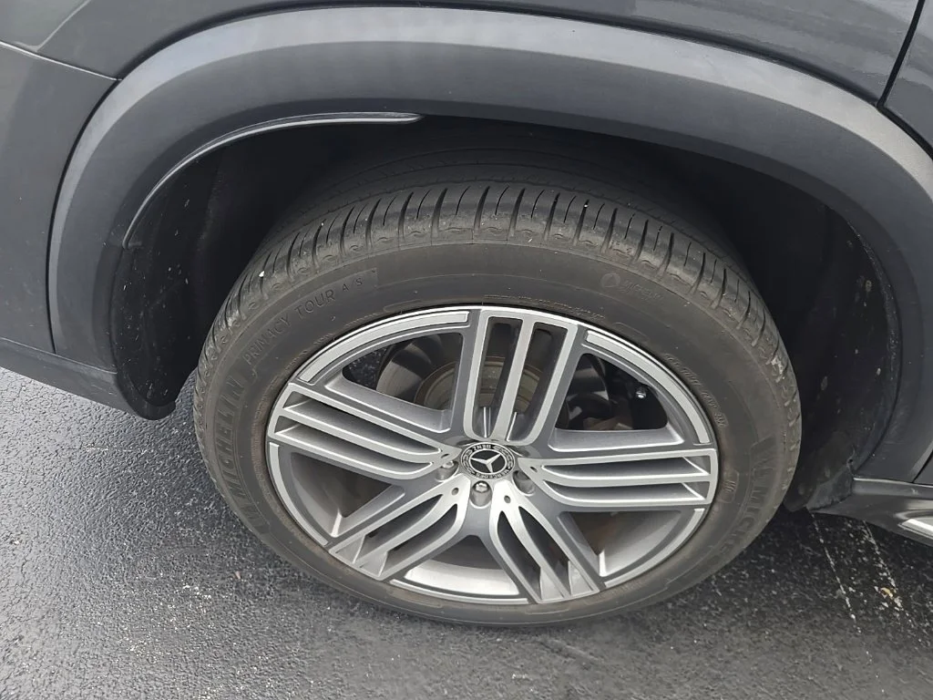 Used 2022  Mercedes-Benz GLS 450 image 5