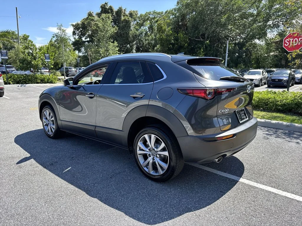 Used 2021 Machine Gray Metallic Mazda Premium image 12