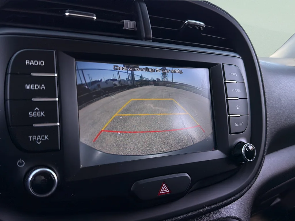 Used 2020 Red Kia LX image 18
