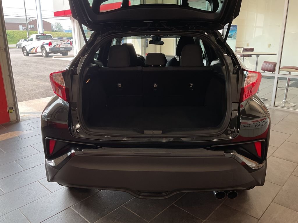 Used 2021 Black Toyota XLE image 9