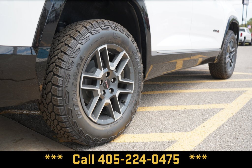 2027 GMC Terrain AT4 - Photo 8