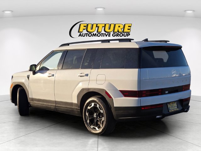 Used 2025 White Hyundai SEL image 5