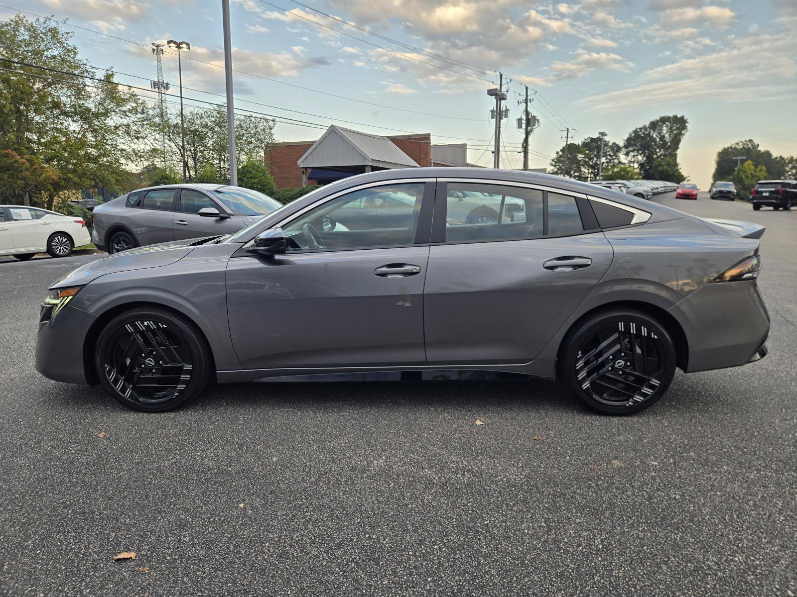 2026 Nissan Sentra SR - Photo 10