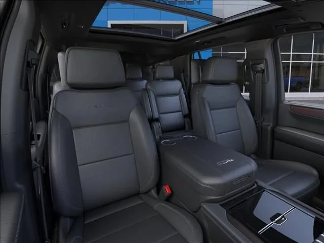 2026 GMC Yukon Denali - Photo 16